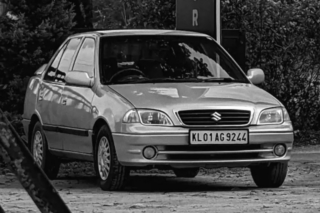 V1-Maruti Esteem 7000 INR/DAY